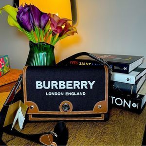 NEW BURBERRY HANDBAG  HORSFERRY